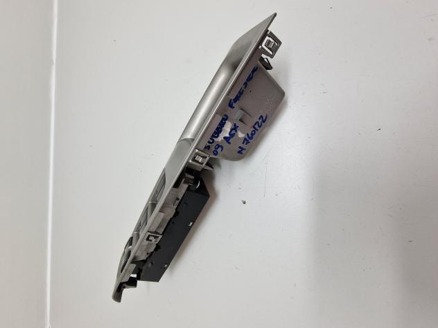 PULSANTIERA ANTERIORE SINISTRA SUBARU Forester 3° Serie 83071FG090 (0811) - Foto 3
