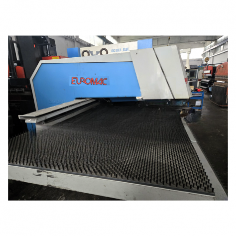 Punzonatrice AUTOMATICA EUROMAC mod. MTX 5