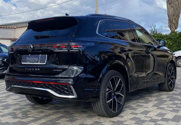 Volkswagen Tiguan R-Line 1.5 TSI E-Hybrid 204CV DSG - Foto 4