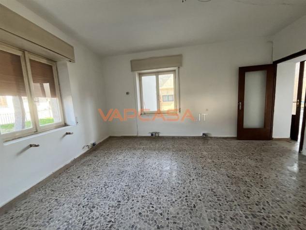 CASA INDIPENDENTE CON 2 APPARTAMENTI - Foto 6