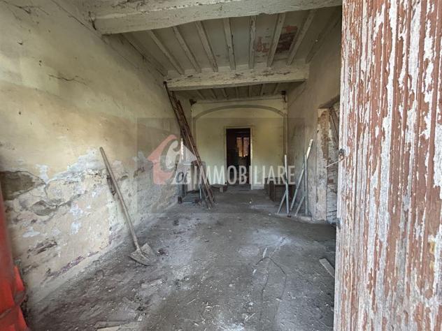Casa indipendente da ristrutturare con giardino a Brugnolo - Foto 4