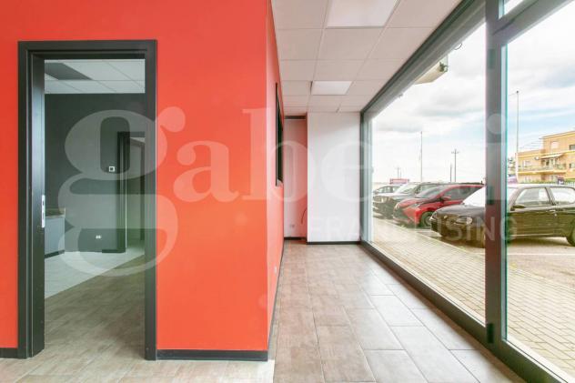 Negozio - Pomezia . Rif.: Cod. rif 3330839VCG - Foto 2