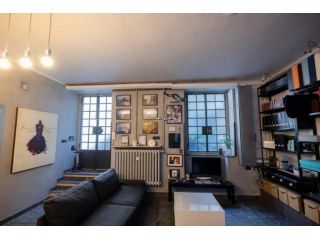 Loft in Stile Industrial - Stazione Centrale