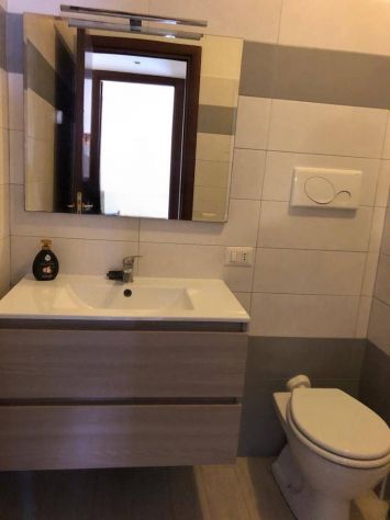 TIBURTINA-REBIBBIA BILOCALE ARREDATO CON BALCONE E POSTO AUTO - Foto 6