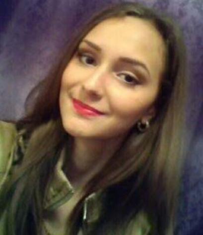 Mire_Mia: alta 163cm, 54kg, cerco uomo vicino Tel: