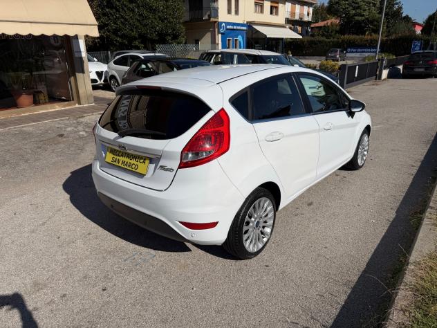 Ford Fiesta 1.2 16v Titan. c/esp 82cv 5p E5 - Foto 4