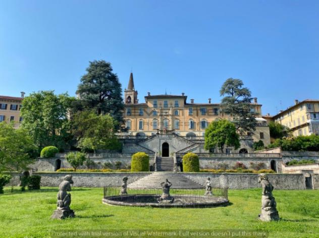 Immobile di 148 m² con 2 locali in vendita a Cassano d'Adda