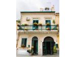 Locale Commerciale in vendita a Motta Sant'Anastasia