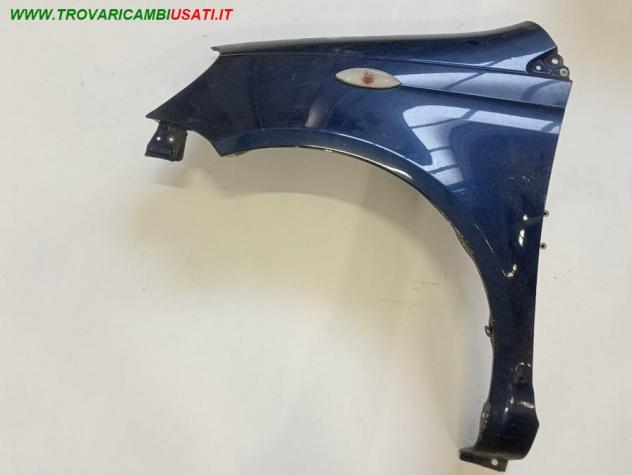 PARAFANGO ANT. SX BLU MET 999-U1309971 Carrozzeria  Lamierati esterni  Fiancate  Parafango ant. TOYOTA - YARIS - 1999  2003, TOYOTA - YARIS - 2002  20