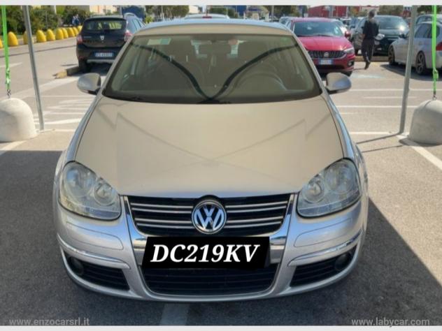 VOLKSWAGEN Jetta 2.0 16V TDI Sportline 134000KM - Foto 5