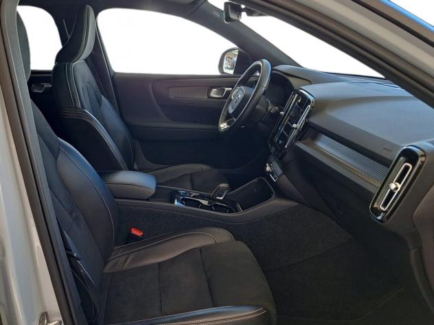 Volvo XC40 Recharge T5 180+82 CV Plug-In Hybrid Recharge R-Design - Foto 8