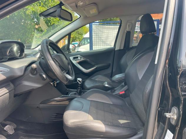 Peugeot 2008 BlueHDi 120 S&S Black Matt - Foto 9