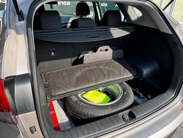 Hyundai Tucson 1.7 CRDi 2wd 115cv Xpossible #telecamera #navi #keyless - Foto 8