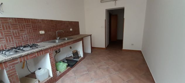 10 V035 Palazzina indipendente in zona centrale - Foto 9