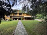 Carimate, elegante villa di 539  mq commerciali con giardino di 2.900 vicin &hellip;