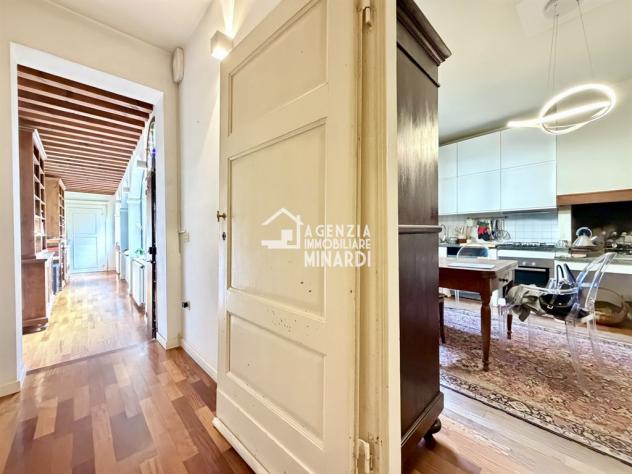 FAENZA CENTRO STORICO – TERRA-CIELO INDIPENDENTE CON CORTE PRIVATA, GARAGE E TAVERNA - Foto 9