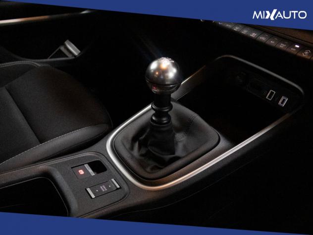 Jeep Avenger 1.2 Turbo Altitude FWD 100CV - Foto 13