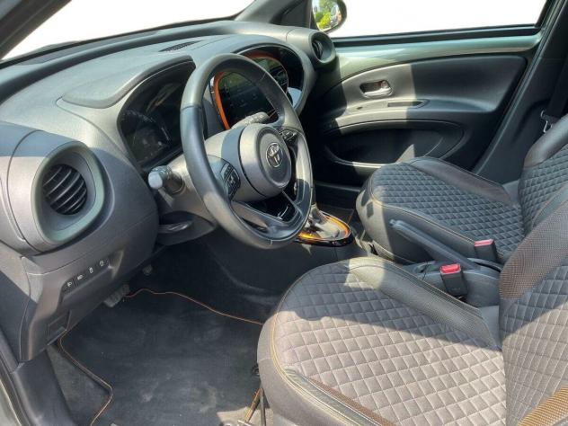 Toyota Aygo X 1.0B (72 CV) Limited S-CVT - Foto 7