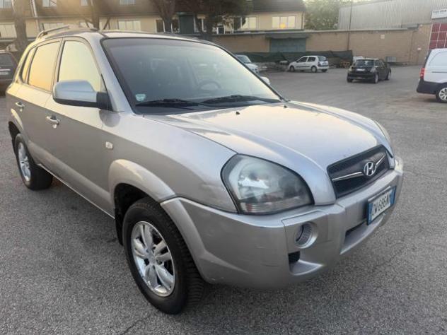 HYUNDAI Tucson 2.0 CVVT 16V BlueDrive BENZINA/GPL Dynamic rif. 23939584