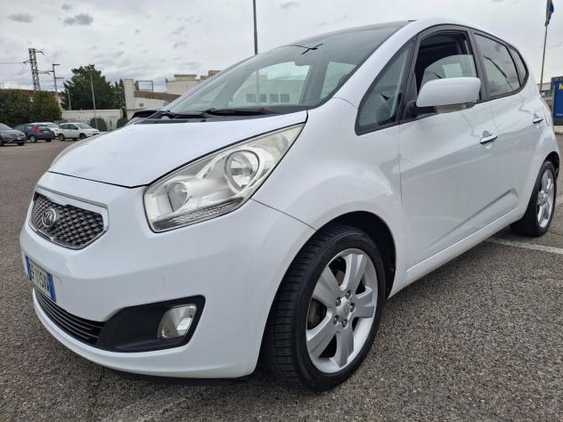 Kia Venga 1.6 CRDi-TETTO PANORAMICO APRIBILE- - Foto 2