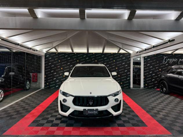 Maserati Levante V6 Diesel 275 CV Q4 Gransport - Foto 2