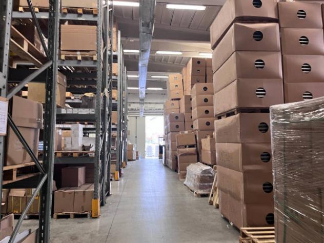 Immobile di 2100 m² con 3 locali in vendita a Brescia - Foto 10