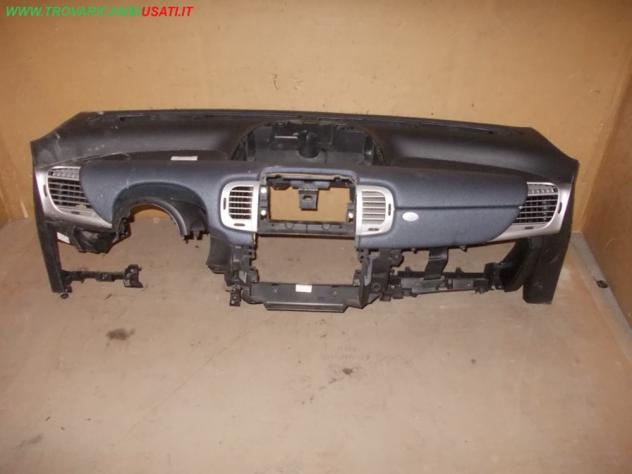 PLANCIA PORTASTRUMENTI PLANCIA CON FASCIA CENTRALE GRIGIO SATINATO LANCIA YPSILON (843-TE/TI)   LANCIA - YPSILON - 01-07-2003 - 01-12-2011