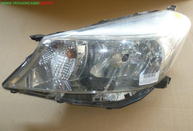 PROIETTORE S. PARABOLA CROMATA TOYOTA YARIS (XP130) 999-U57757 Parti elettriche  Fanaleria  Proiettori  Proiettore ant. TOYOTA - YARIS - 01-11-2011 -