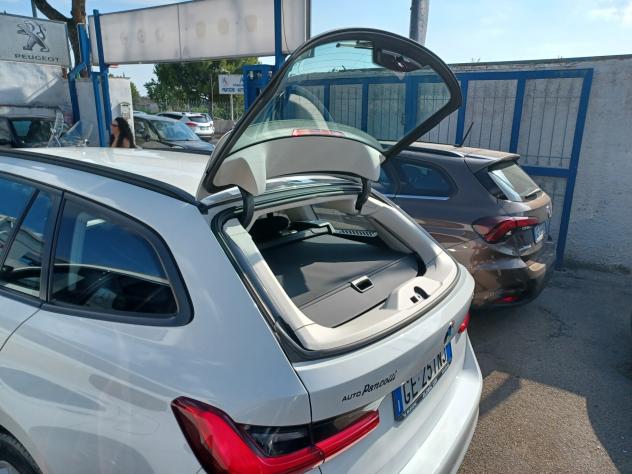 Bmw 318 d 48V Touring ANNO 2021 - Foto 7