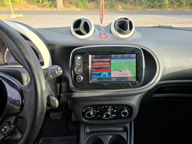 Smart ForTwo 70 1.0 Youngster E6 Automatico NEO 2016 - Foto 10
