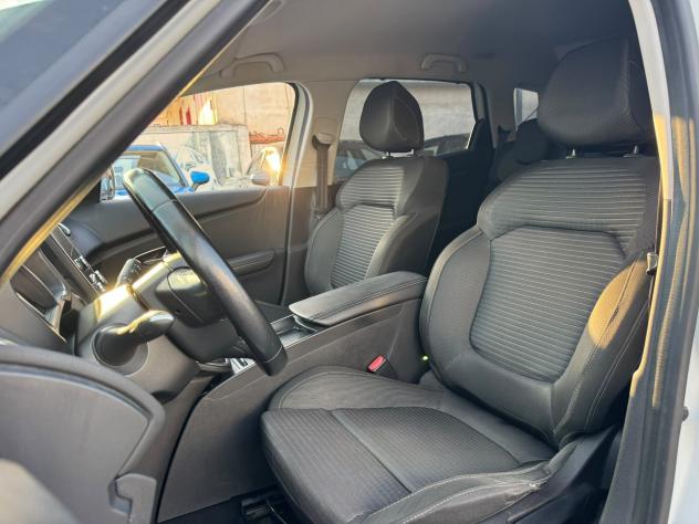 Renault Scénic 1.5 dCi 110cv Energy Zen - Foto 6