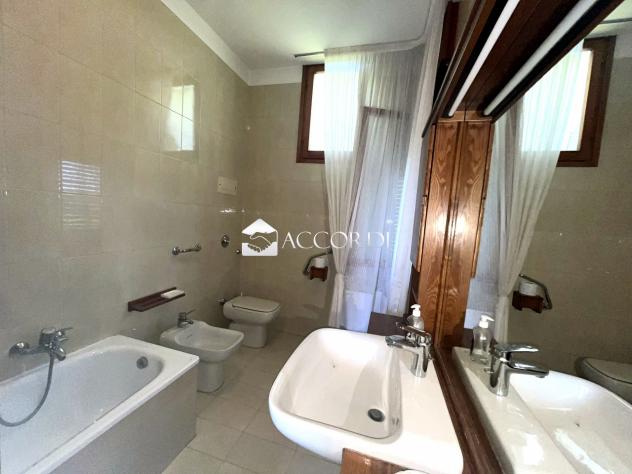 CASA INDIPENDENTE di 5 vani e di 300 mq (MARENO DI PIAVE) rif. GG80 - Foto 4