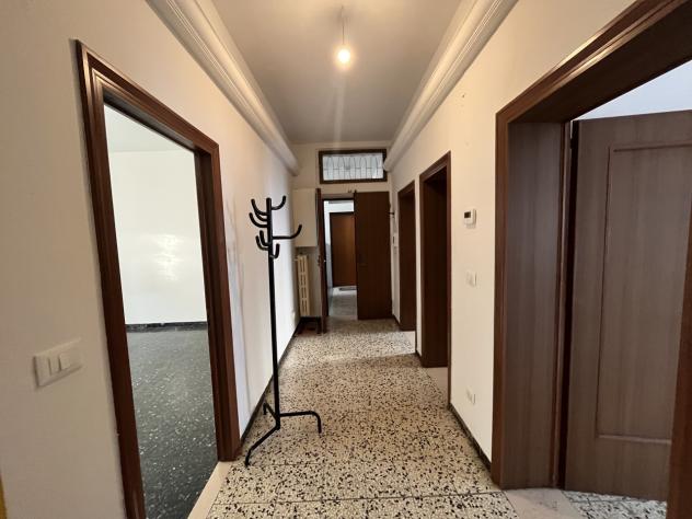 APPARTAMENTO di 5 vani e di 100 mq (BOLOGNA) rif. MARZ9_1