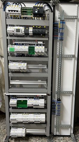 Cablatore quadri elettrici e assemblaggi meccanici in serie conto terzi - Foto 5