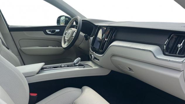 Volvo XC60 Recharge T6 Plug-in AWD auto Ultimate Dark - Foto 5