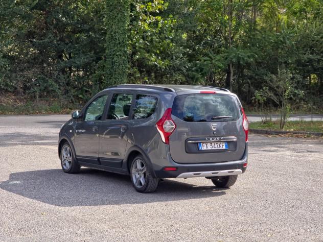 Dacia Lodgy Stepway 1.5 Blue dCi 8V 115CV 7 posti E6 Manuale NEO 2019 - Foto 4