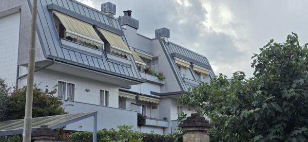 Appartamento 75 mq in Vendita a Desio con box e giardino - Foto 3