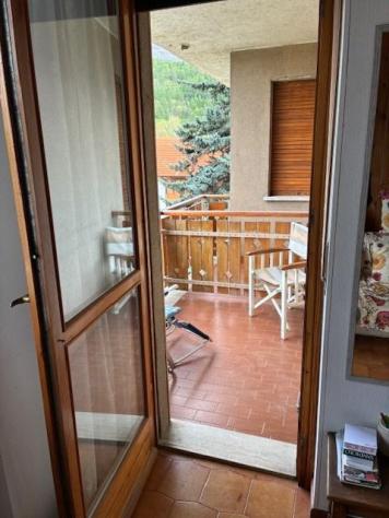 OULX - VENDITA BILOCALE AMPIO CON BALCONE E GARAGE - Foto 12