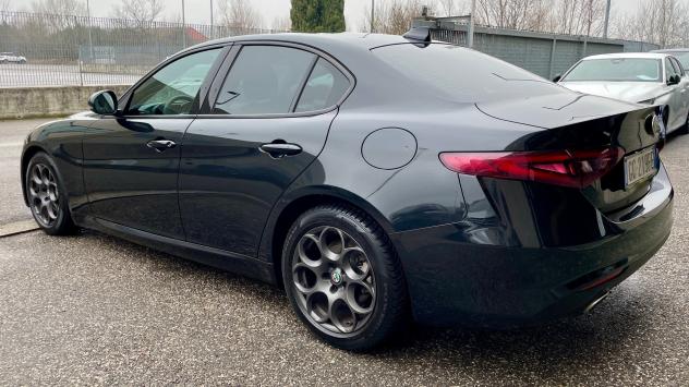 ALFA ROMEO GIULIA 2.2 TURBODIESEL EXECUTIVE 160CV - FULL LED, CAR PLAY, CRUISE CONTROL - Foto 5