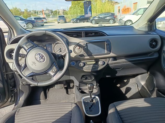 TOYOTA YARIS 5p 1.5h ACTIVE 54 KW - Foto 6