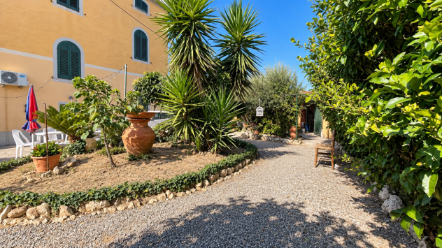 Villa in vendita a San Frediano a Settimo - Cascina 350 mq Rif: 1444379