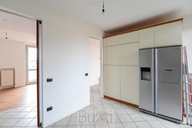 Attico / Mansarda di 125 m² con 3 locali e box auto doppio in vendita a Seregno - Foto 9