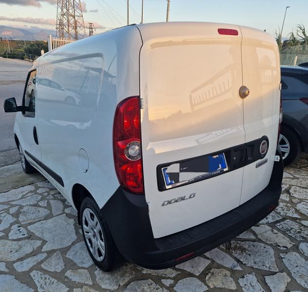 FIAT Dobl1.6 MJT 105CV Lounge 3POSTI 2022 - Foto 4