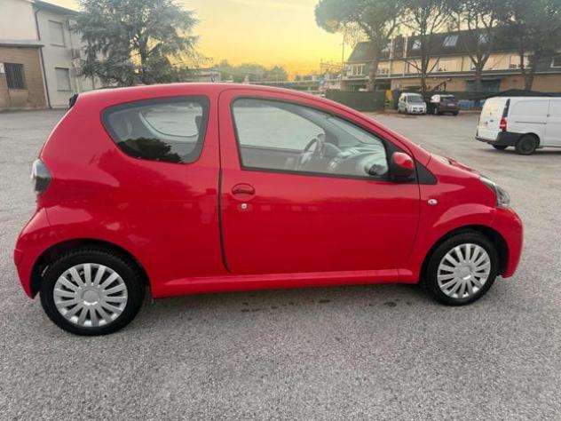 TOYOTA Aygo 80,389km 1.0 12V VVT-i 3pOrange Connect Come nuovo rif. 24072216 - Foto 10