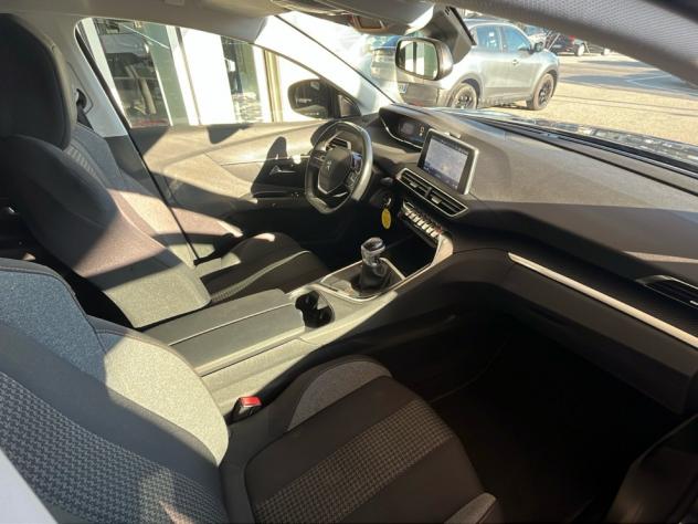Peugeot 5008 BlueHDi 130 Allure S/S * AUTOCARRO - Foto 9