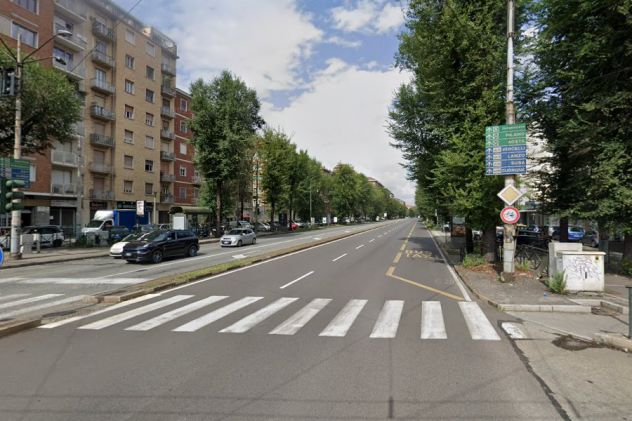 VIA MONGINEVRO PRESSI C.TRAPANI GRAZIOSO TRILOCALE FINEMENTE ARREDATO