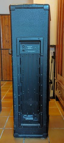 Coppia di casse acustiche attive Mackie SA1232
