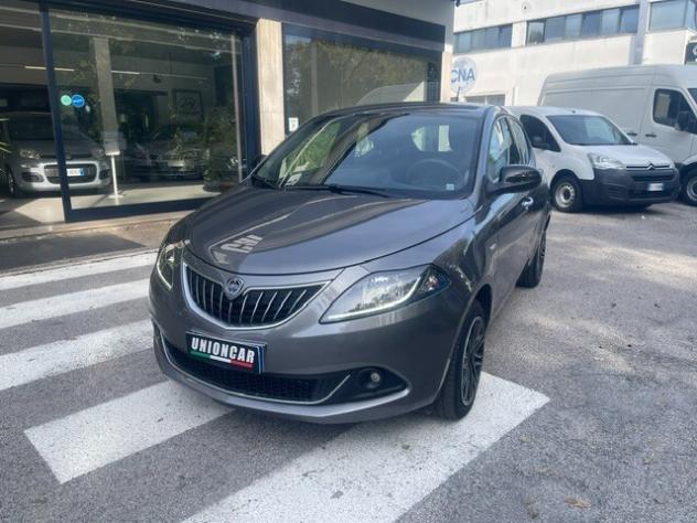 Lancia Ypsilon 1.0 FireFly Hybrid Gold
