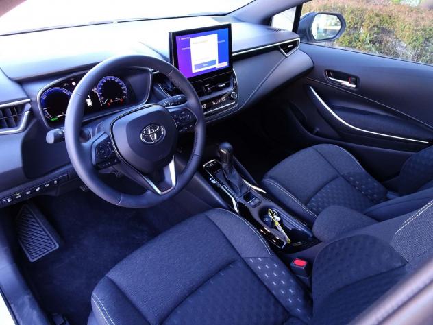 Toyota Corolla TS 1.8 Hybrid Active - Foto 7