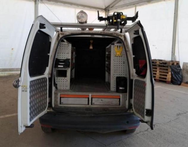 VOLKSWAGEN Caddy 2.0 TDI 122 CV 4Motion Furgone rif. 23980088 - Foto 6